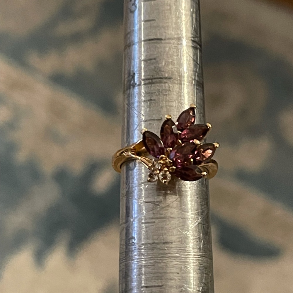 1970s rhinestone gold tone pinky ring - Picture 7 of 11